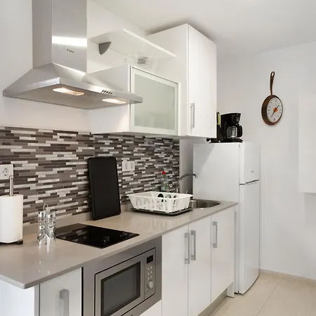 Casa Paula - 25 * Arinaga